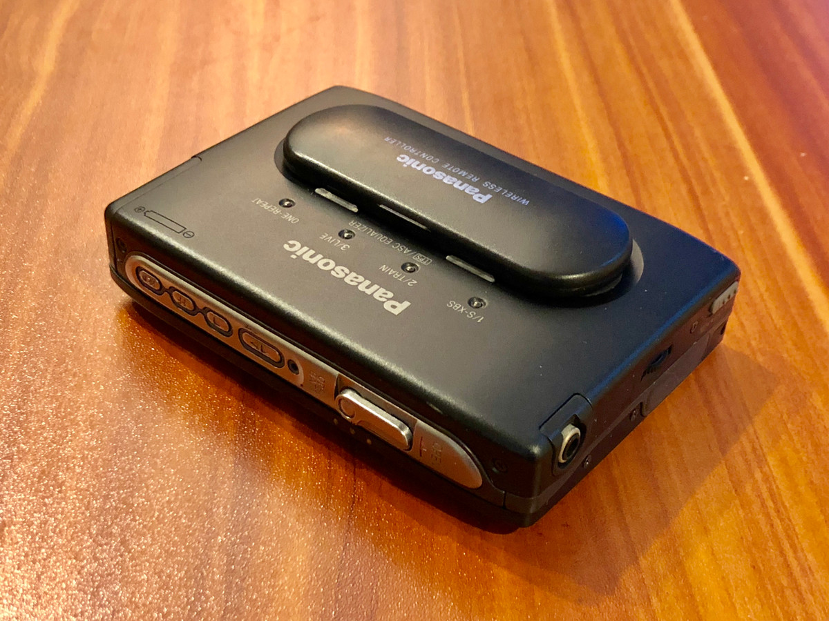Panasonic RQ-SX7 Portable Cassette Player with Wireless Remote