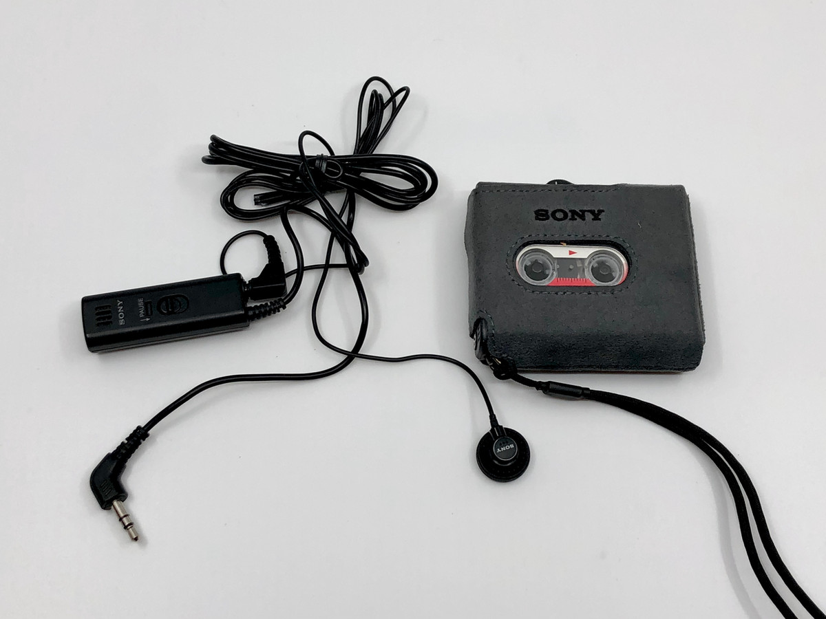 The Smallest Tape Recorder in the World Sony M-909 | Just-Cassette