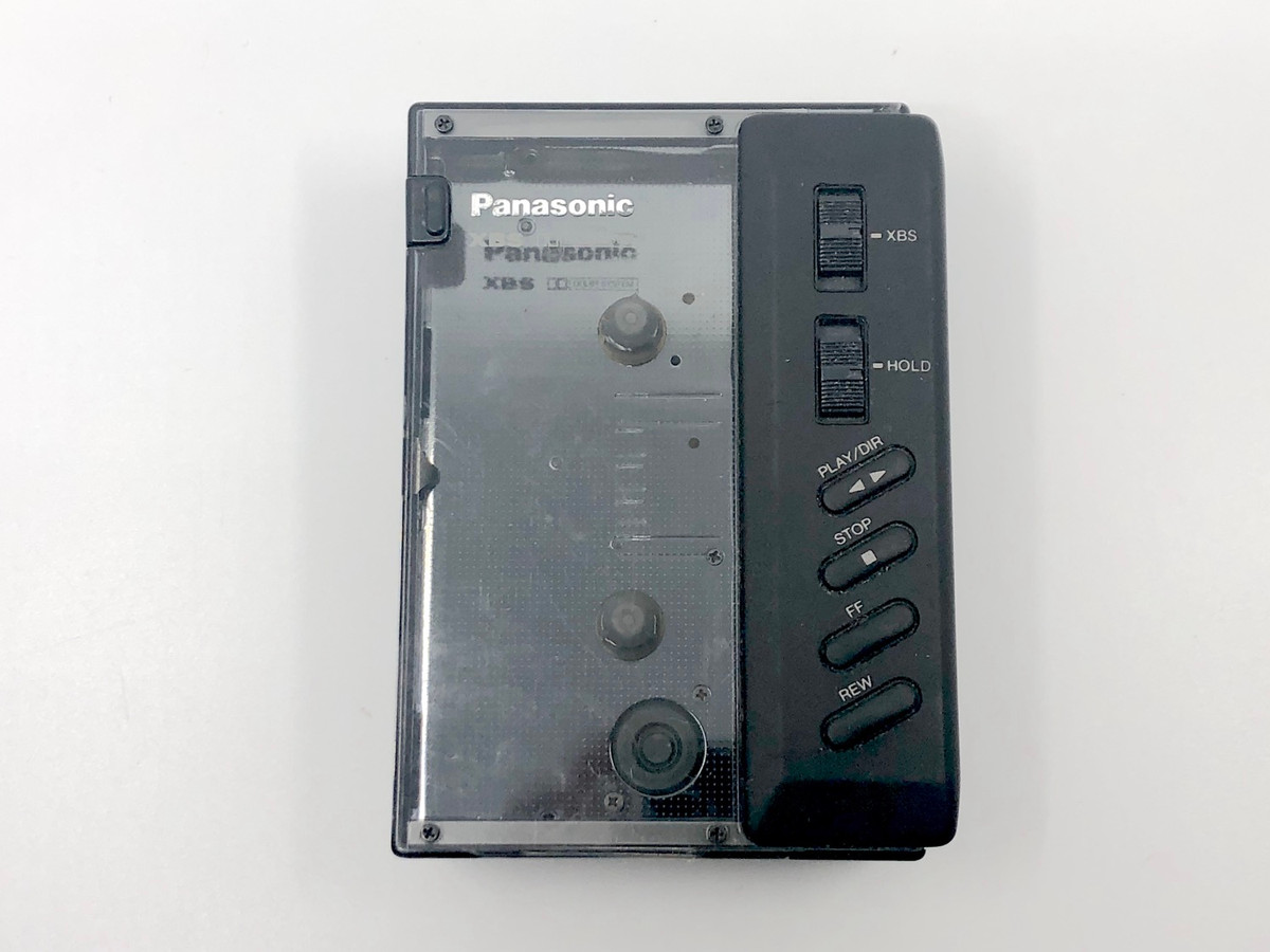 T0777 Panasonic RQ-JA180カセットテーププレーヤー Panasonic RQ-JA180 Cassette Player - 1988 Good Design Award Winner
